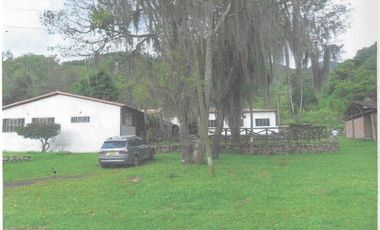 finca en venta en via a pamplona. Cod V19953