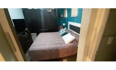 VENTA  CASA MINIMALISTA CON PEQUEÑA CABAÑA