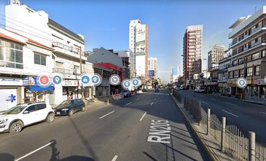 Local - Lanús