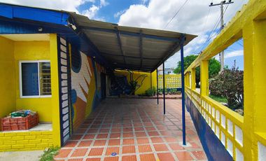 casa-local en arriendo en villa carolina. Cod A107346