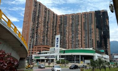 local en venta en mall vegas plaza sabaneta. Cod V13014