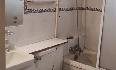 Casa en venta de 2 dorm. en La Florida