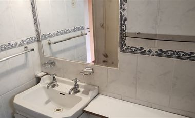 Casa en venta de 2 dorm. en La Florida