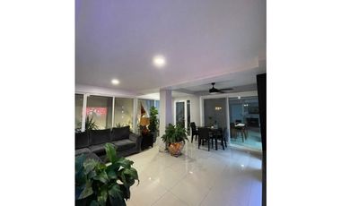 SE VENDE CASA DUPLEX EN COSTA VERDE ROLLING HILLS