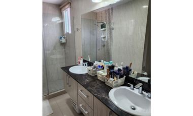 SE VENDE CASA DUPLEX EN COSTA VERDE ROLLING HILLS