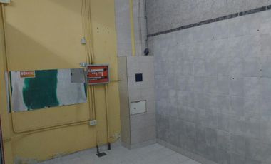 Venta local 110 metros 2 de losa apto comercial oficina deposito en Ituzaingo