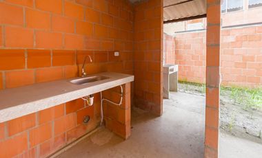 VENTA CASA DOS PISOS PALMIRA- LA NUEVA ITALIA. Cod V9293