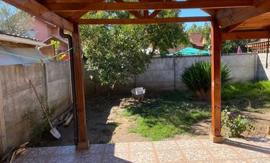 Hermosa casa 3D/2B/3E en Machalí