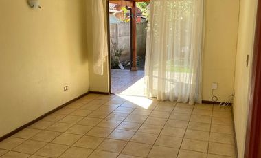 Hermosa casa 3D/2B/3E en Machalí