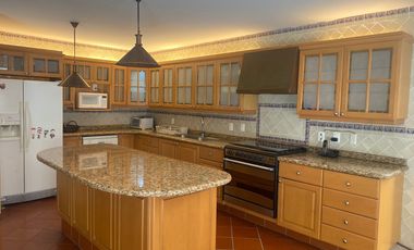 VENDO EN RESIDENCIAL SUMIYA, ESPECTACULAR RESIDENCIA, MAGNÍFICOS ACABADOS