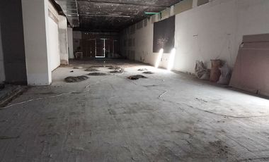 PR13696 Local en arriendo sector Oviedo