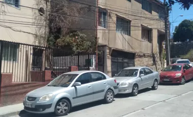 SE VENDE AMPLIA PROPIEDAD SECTOR TAQUEADERO, VALPARAÍSO