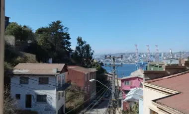 SE VENDE AMPLIA PROPIEDAD SECTOR TAQUEADERO, VALPARAÍSO