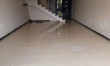 Ruko Palm Square pondok candra, Strategis