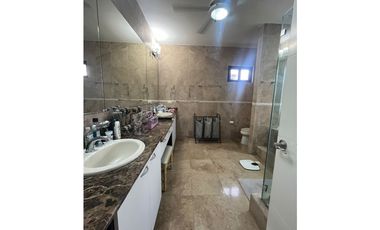 EL DORAL - VENDO O ALQUILO ESPECTACULAR CASA - COSTA SUR