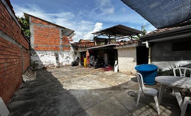 casa en venta en la floresta. Cod V20188