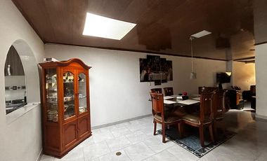 casa en venta en la floresta. Cod V20188