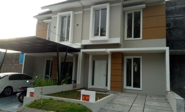 RUMAH MURAH 2 LANTAI PALING LARIS 6 MENIT KE BANDARA DI MANADO manado