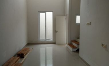 RUMAH MURAH 2 LANTAI PALING LARIS 6 MENIT KE BANDARA DI MANADO manado