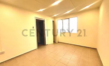 Se arrienda local comercial en  Av El Santo