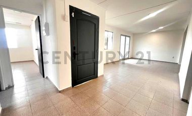 Se arrienda local comercial en  Av El Santo