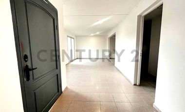 Se arrienda local comercial en  Av El Santo