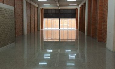Local en arriendo ubicado en el sector de Santa Fe