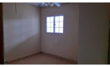 Se Vende Hermosa casa de esquina en La Urbanización Anayansi