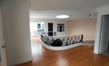 casa en arriendo/venta en las brisas. Cod A509127