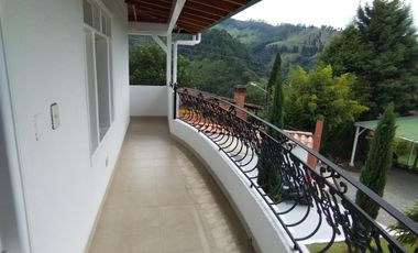 casa en arriendo/venta en las brisas. Cod A509127