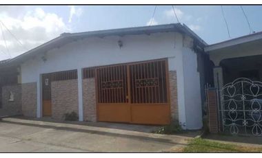 VENDO CASA VACIA EN VILLA ZAITA 187 M2