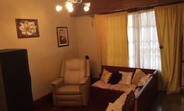 Casa en venta de 3 ambientes, Ezpeleta.