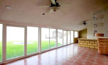 Casa en Venta en residencial del circuito del Lago, Tequesquitengo, Jojutla, Morelos.