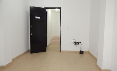 local en arriendo en villa carolina. Cod A89331