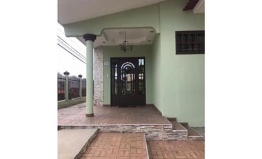 TERRAZAS DE BRISAS DEL GOLF CASA DE ESQUINA EN VENTA (6)