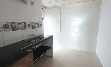 local en arriendo en madelena. Cod A6879101