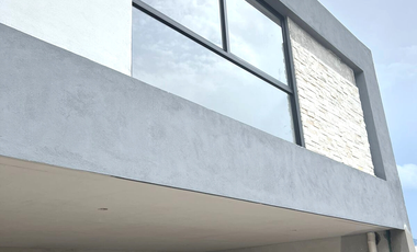 VENTA DE CASA CON CUARTO DE JUEGOS O SOTANO EN FUERTE VENTURA