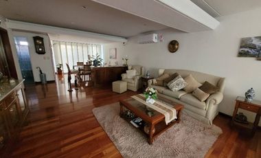 Casa en venta en Quilmes Centro