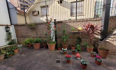 Casa en venta en Quilmes Centro
