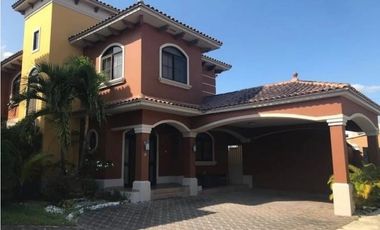 VENTA CASA EN COSTA SUR 6REC 400M2
