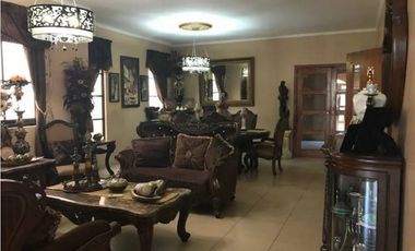 VENTA CASA EN COSTA SUR 6REC 400M2