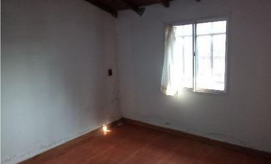 VENDO CASA EN SANTA CLARA