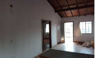 VENDO CASA EN SANTA CLARA