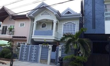 Single attached hOuse with attic in pasig Greenwoods Village