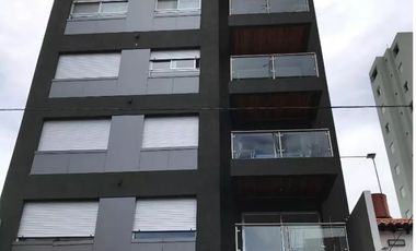 Venta Piso 4 ambientes en Quilmes Centro