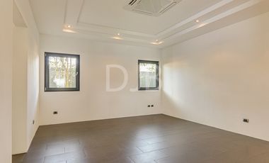 VENTA DE CASA CON PISCINA $975.000 #509