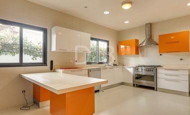 VENTA DE CASA CON PISCINA $975.000 #509