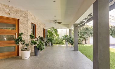 VENTA DE CASA CON PISCINA $975.000 #509