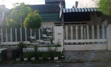 Rumah disewakan di RW 01, Ketabang, Genteng, Surabaya, Jawa Timur