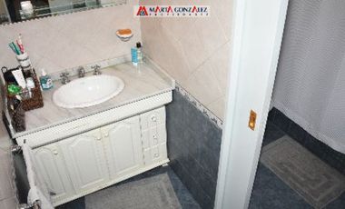 Duplex en Venta Villa Sarmiento / Moron (A120 3518)